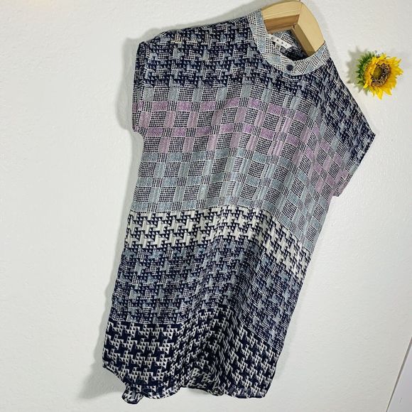 Cabi Geometric Quarter Button Up Blouse Size XS Women’s - Picture 6 of 9